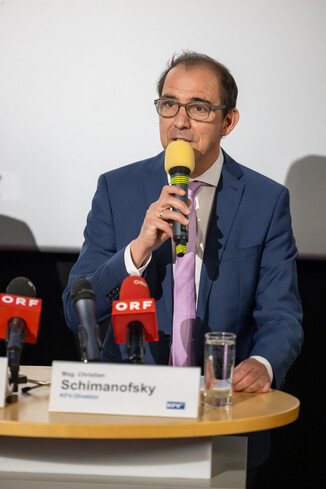 Bild 15 / 94