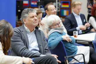 Bild 27 / 154