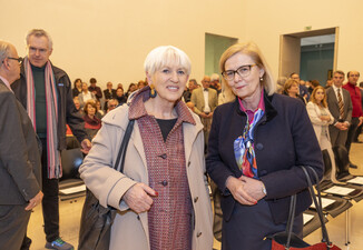 Bild 13 / 86