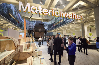 Bild 17 / 110