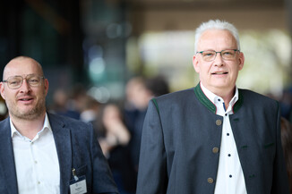 Bild 23 / 606