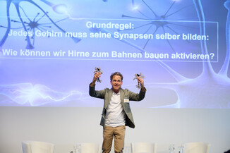 Bild 106 / 606