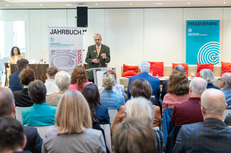 Bild 51 / 208