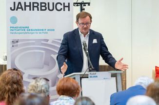 Bild 64 / 208