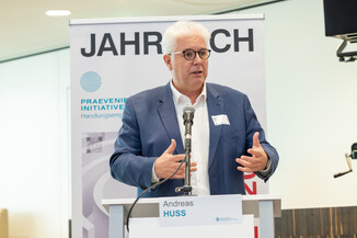 Bild 101 / 208