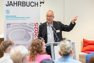 Bild 155 / 208