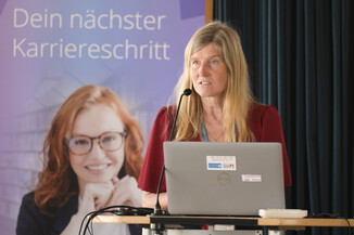 Bild 143 / 210