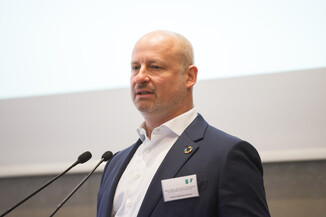 Bild 15 / 32