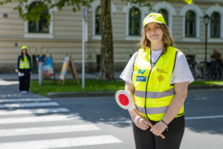 Bild 7 / 10