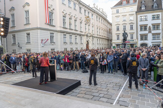 Bild 79 / 153
