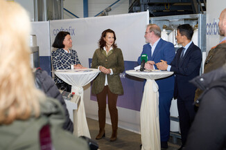 Bild 25 / 65