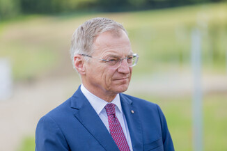 Bild 12 / 40