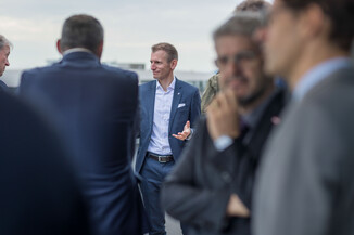 Bild 14 / 77