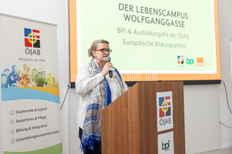 Bild 12 / 112