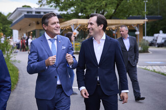 Bild 8 / 214