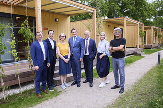 Bild 11 / 214