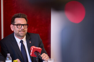 Bild 9 / 22