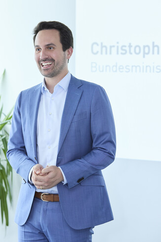 Bild 19 / 73
