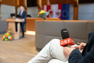 Bild 9 / 40
