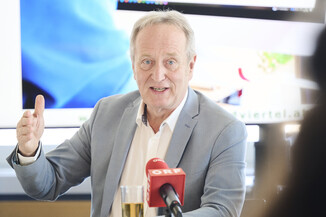 Bild 25 / 27