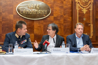 Bild 14 / 63