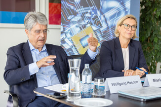 Bild 12 / 19