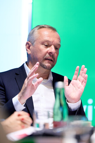 Bild 7 / 42