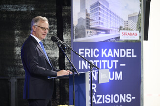 Bild 2 / 18
