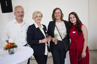 Bild 9 / 144