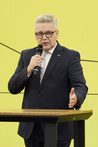 Bild 13 / 25