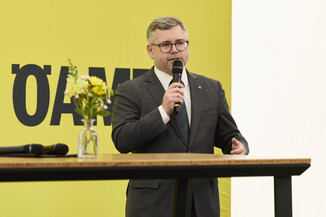 Bild 15 / 25