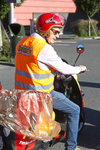Bild 9 / 145