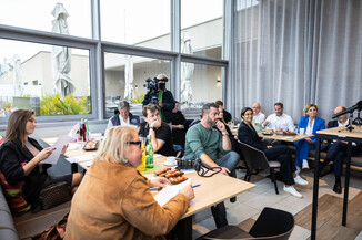 Bild 15 / 28