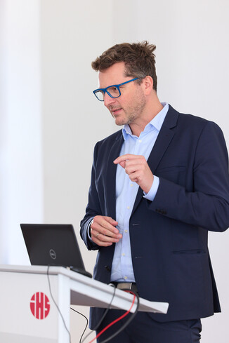 Bild 7 / 16