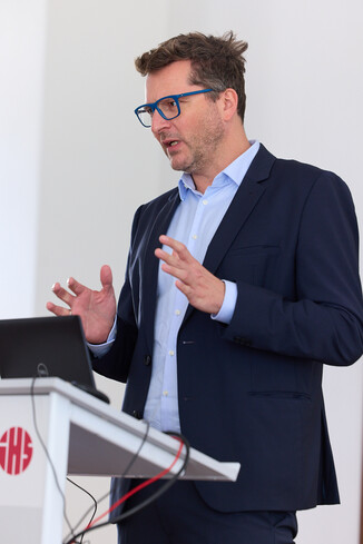 Bild 8 / 16