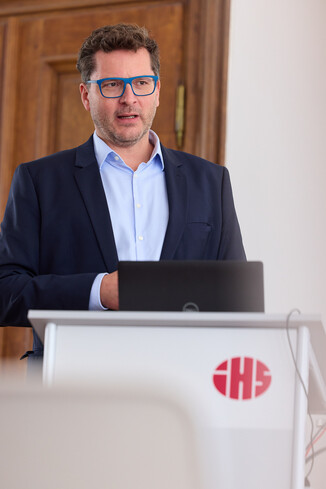 Bild 10 / 16