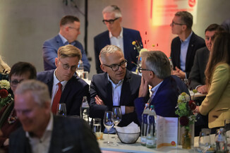 Bild 74 / 415