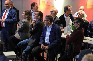 Bild 87 / 415