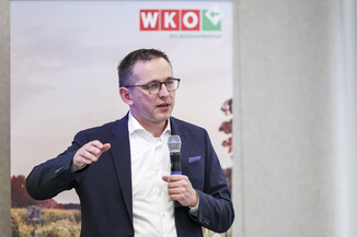 Bild 9 / 18