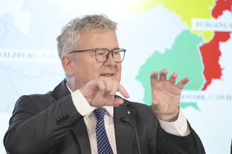 Bild 16 / 58