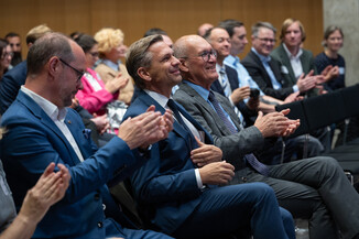 Bild 10 / 135