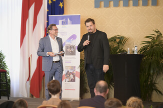 Bild 8 / 105