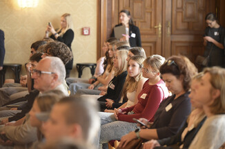 Bild 9 / 105