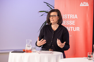 Bild 19 / 65