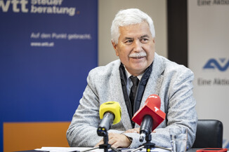 Bild 12 / 18