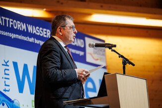 Bild 10 / 76