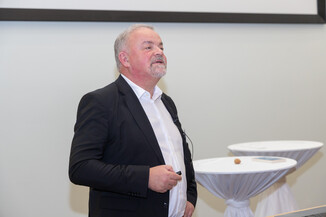 Bild 87 / 215