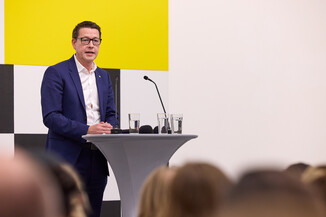 Bild 6 / 42