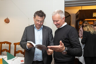 Bild 114 / 175