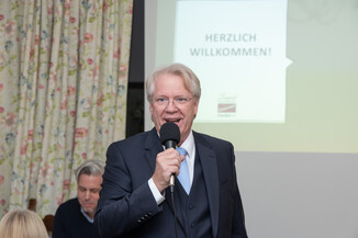Bild 14 / 175